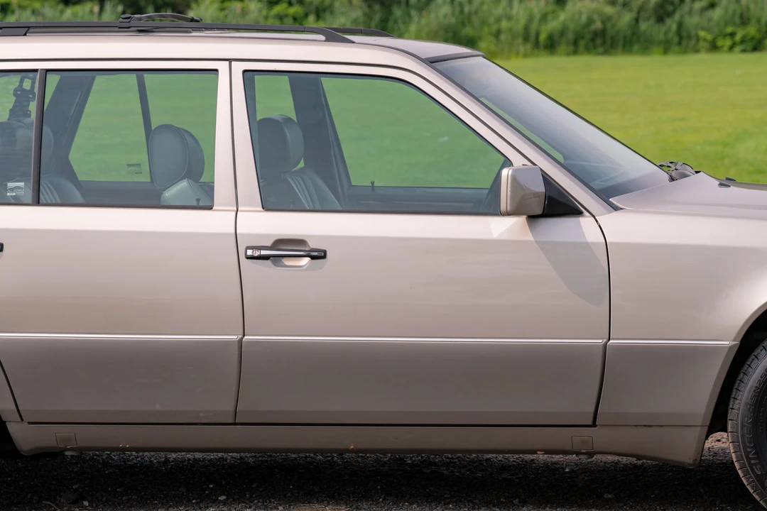 1995 Mercedes-Benz W124 E-Class - Image 31 of 31