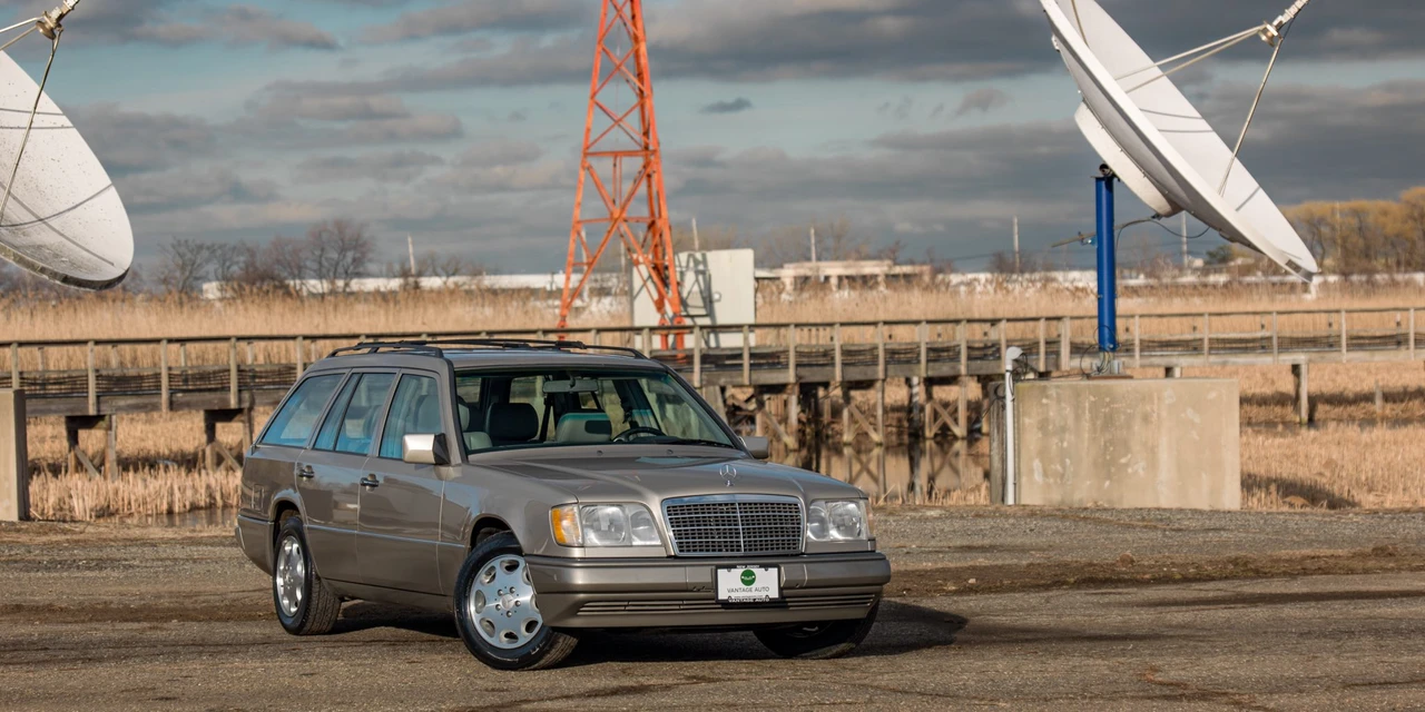 1995 Mercedes-Benz W124 E-Class - Image 28 of 31