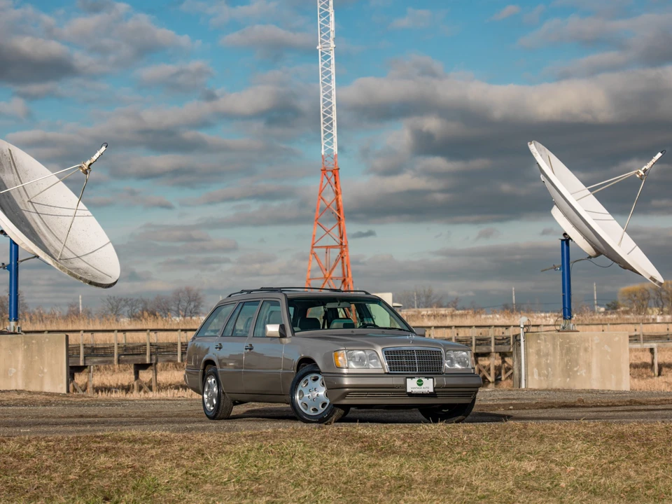 1995 Mercedes-Benz W124 E-Class - Image 26 of 31