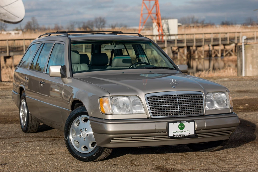 1995 Mercedes-Benz W124 E-Class - Image 31 of 31