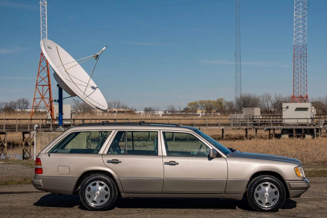 1995 Mercedes-Benz W124 E-Class - Image 24 of 31