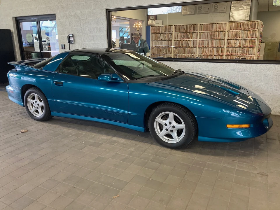 1995 Pontiac Firebird Trans Am 4th Gen - Image 16 of 31