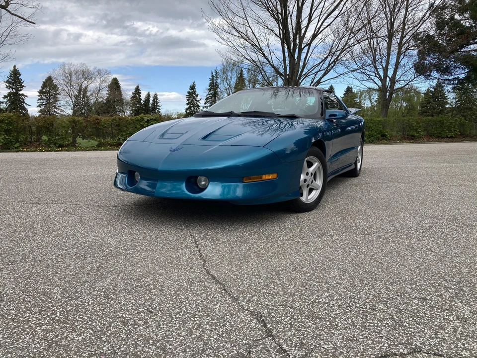 1995 Pontiac Firebird Trans Am 4th Gen - Image 2 of 31