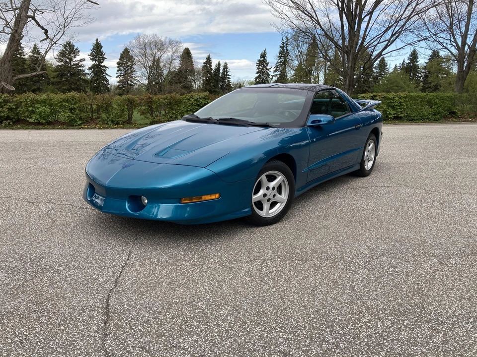 1995 Pontiac Firebird Trans Am 4th Gen - Image 4 of 31