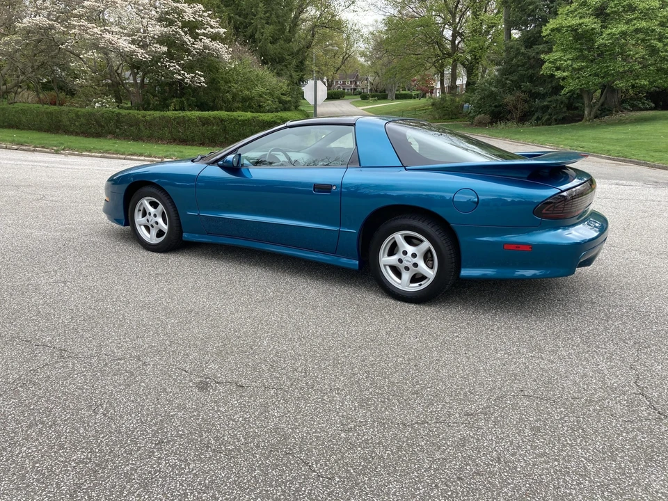 1995 Pontiac Firebird Trans Am 4th Gen - Image 6 of 31