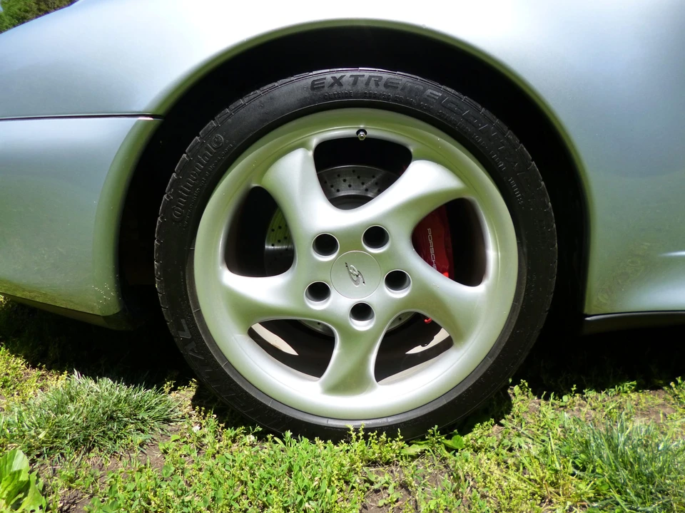 1996 Porsche 993 Carrera 4S - Image 26 of 31
