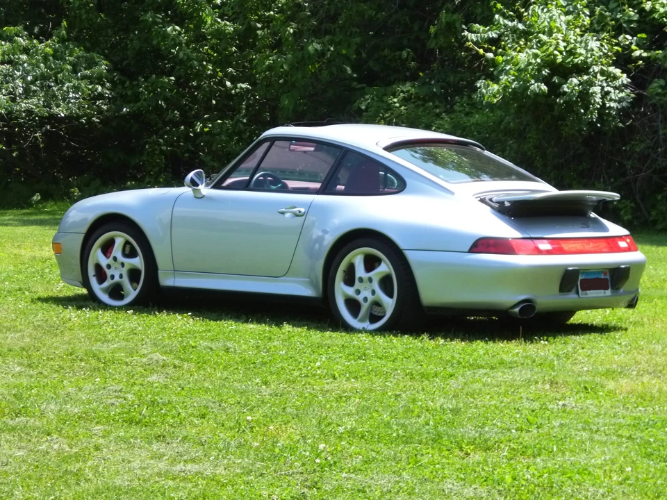 1996 Porsche 993 Carrera 4S - Image 11 of 31