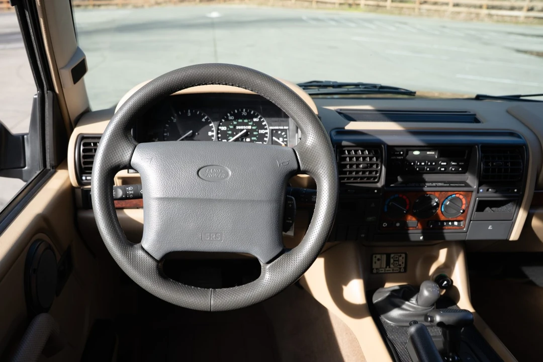 1997 Land Rover Discovery 1st Gen - Image 5 of 8