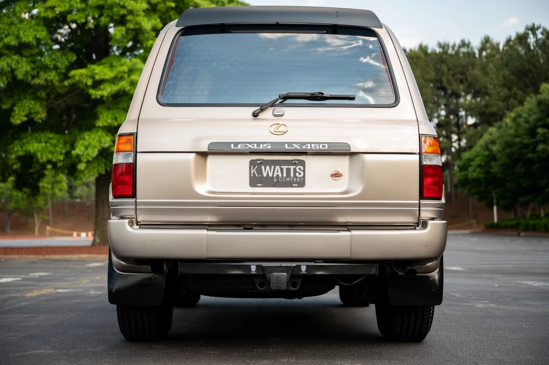 1997 Lexus LX 1st Gen - Image 20 of 31