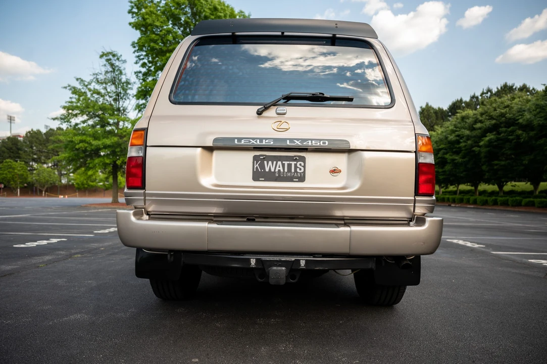 1997 Lexus LX 1st Gen - Image 21 of 31