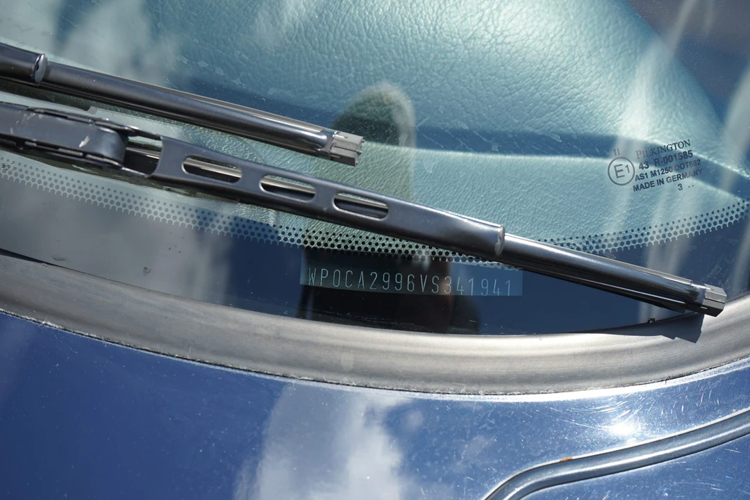 1997 Porsche 993 Carrera - Image 29 of 31