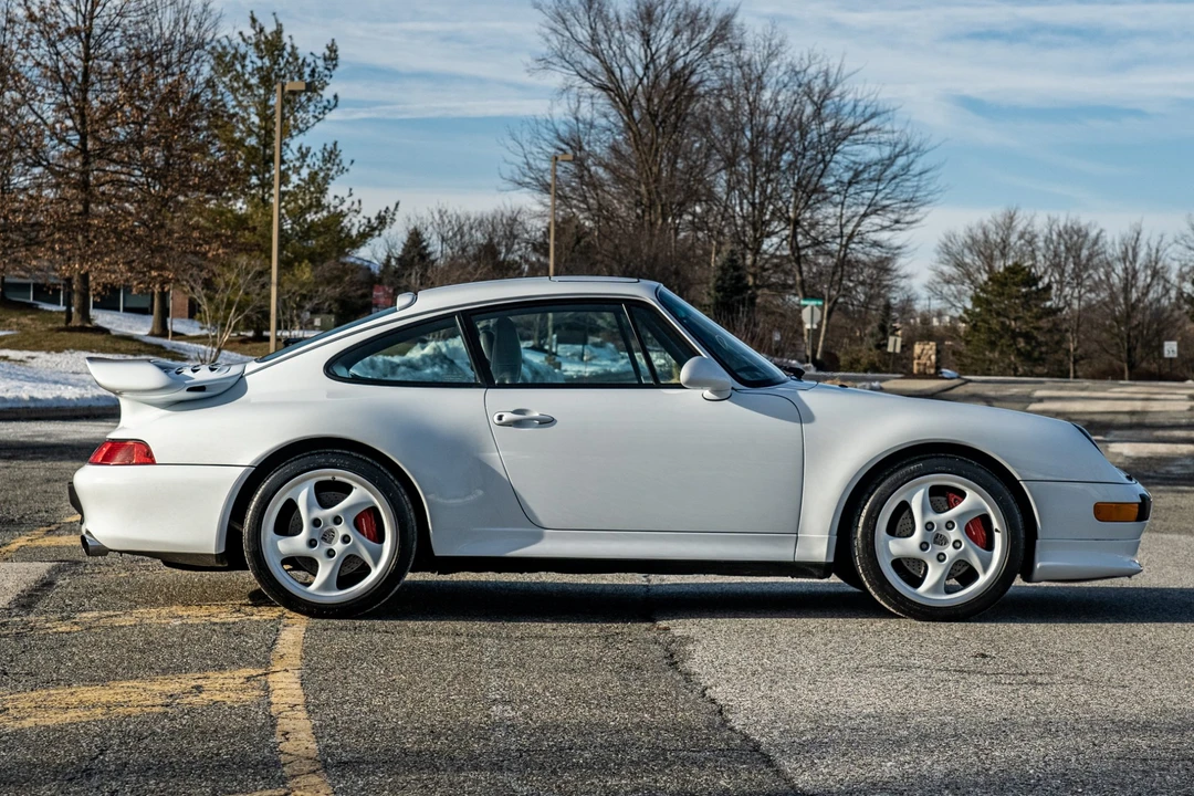 1997 Porsche 993 Carrera 4S - Image 7 of 31