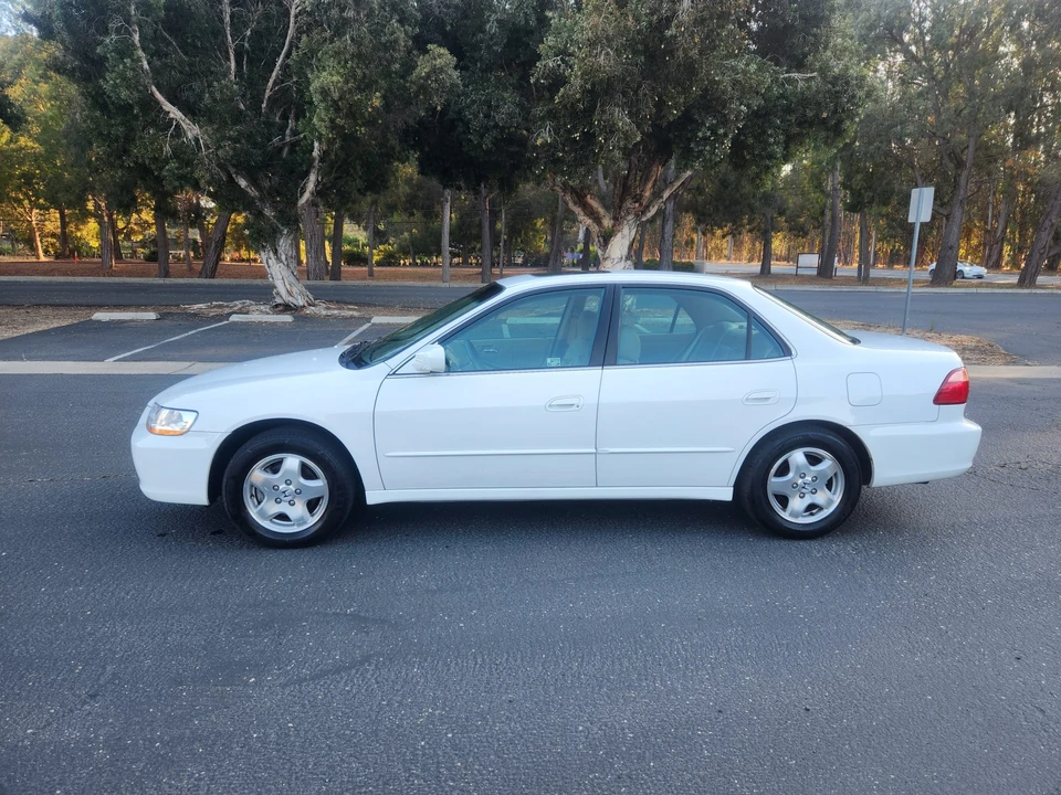 1998 Honda Accord 6th Gen - Image 5 of 31
