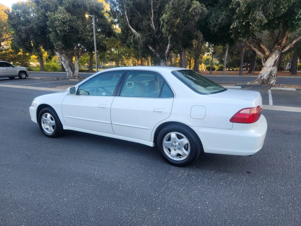 1998 Honda Accord 6th Gen - Image 6 of 31