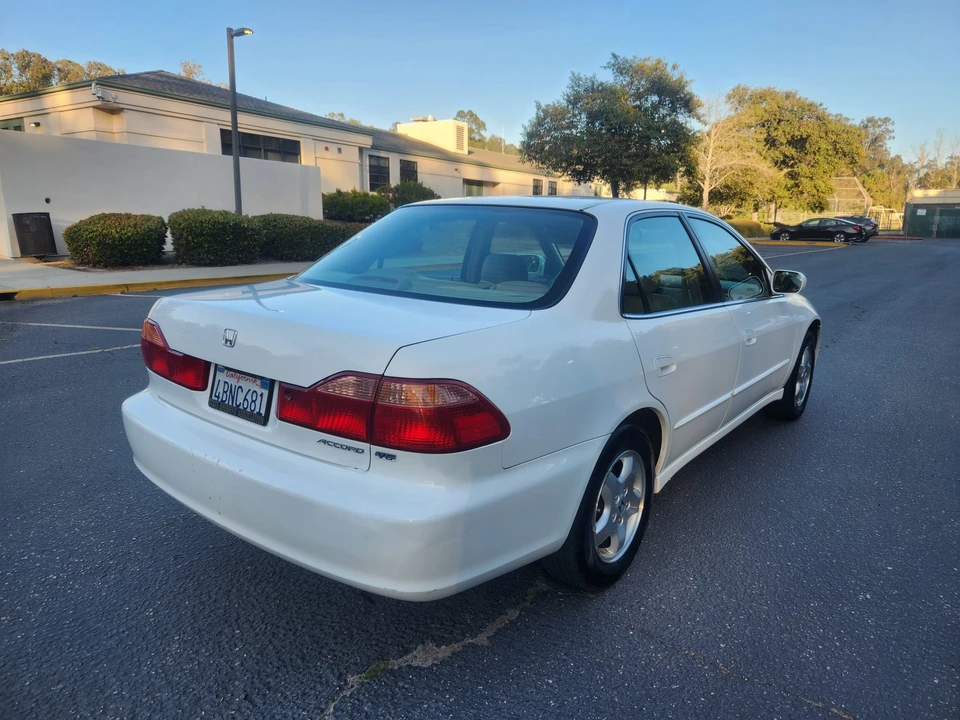 1998 Honda Accord 6th Gen - Image 9 of 31