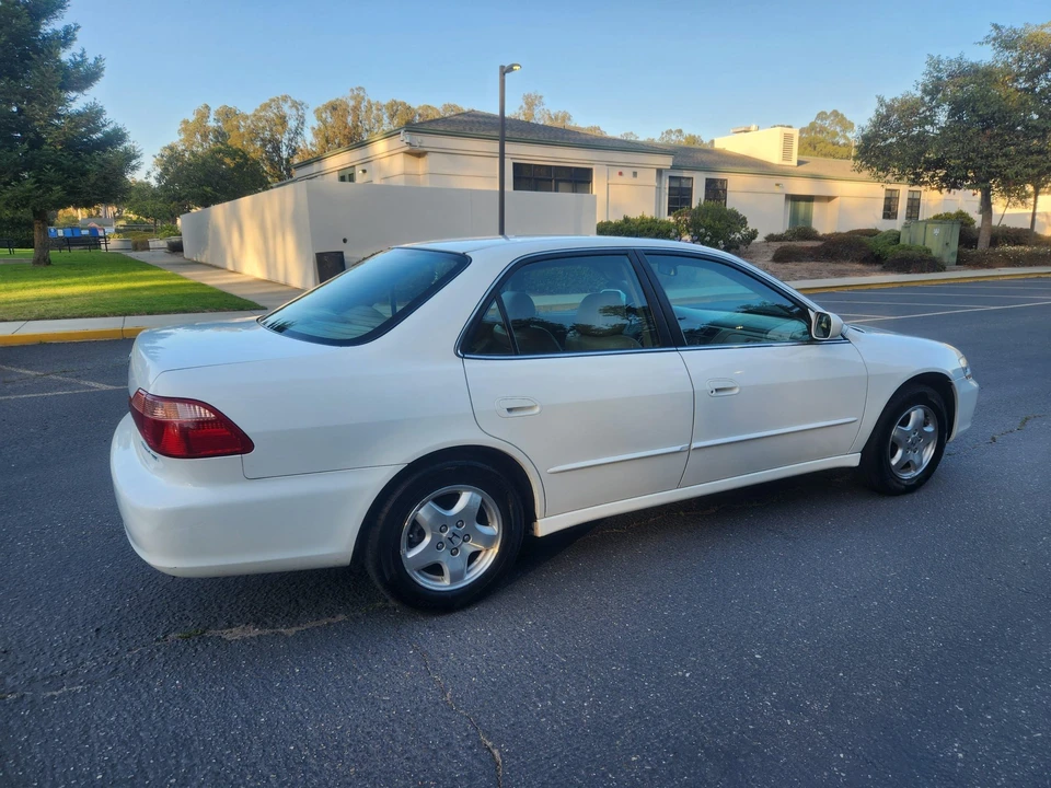 1998 Honda Accord 6th Gen - Image 10 of 31