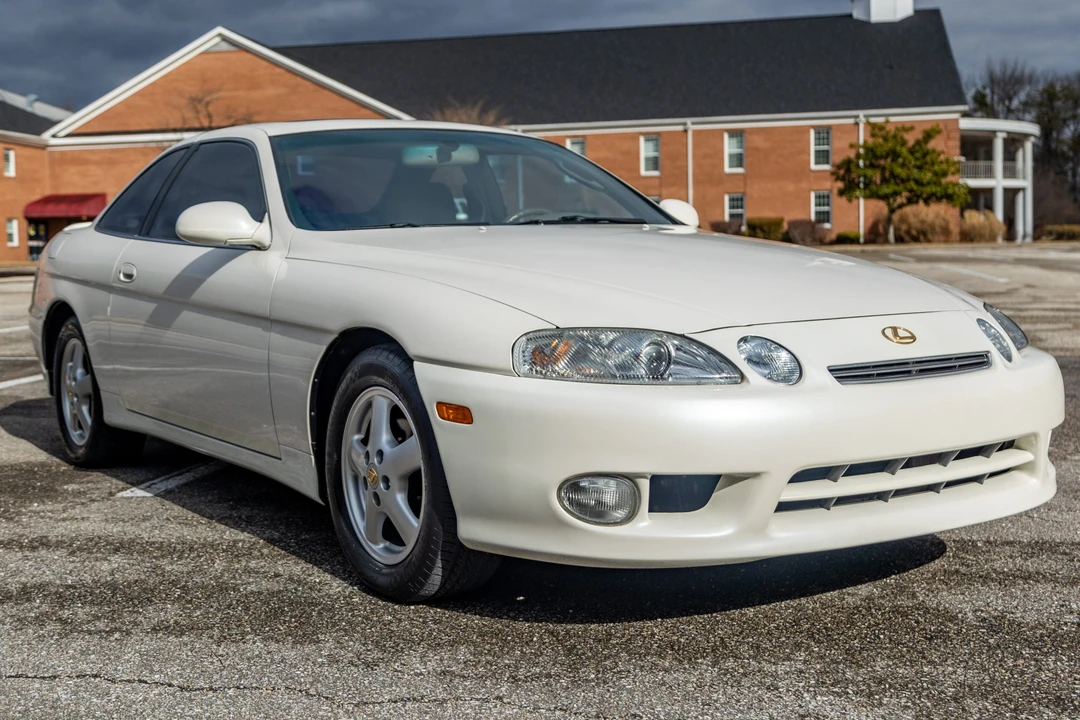 1998 Lexus SC400 - Image 2 of 31