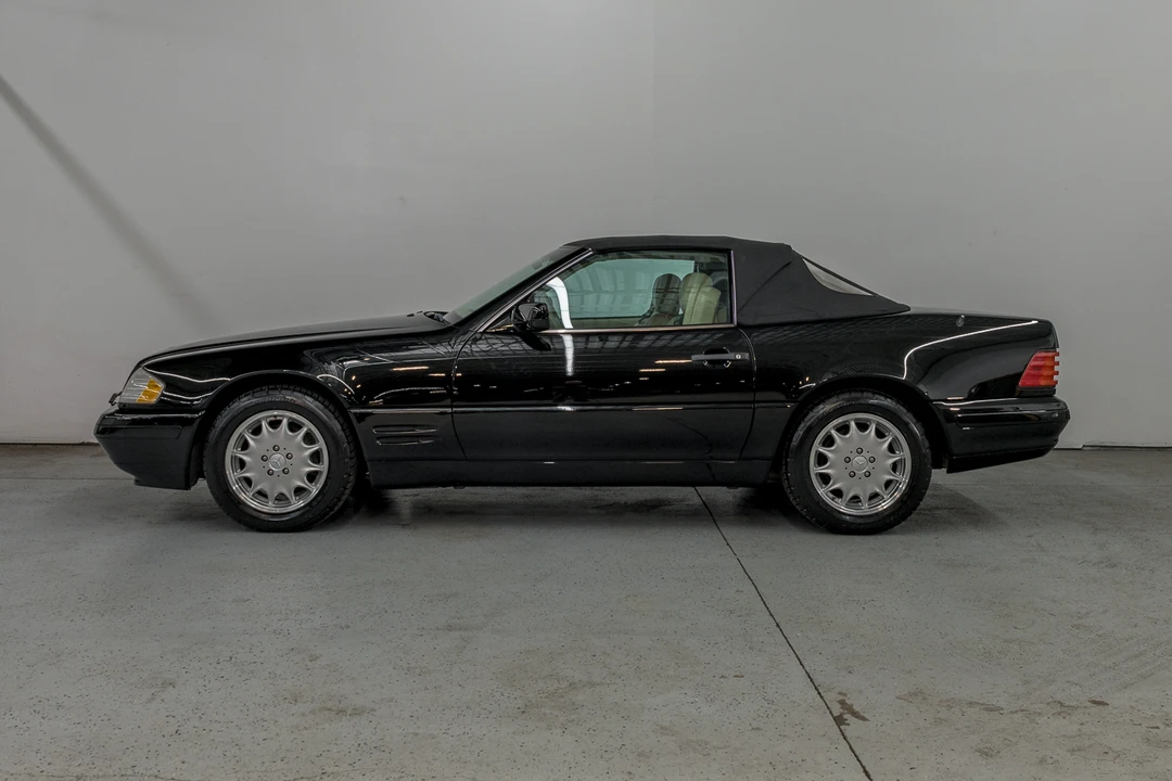 1998 Mercedes-Benz R129 SL-Class - Image 25 of 31