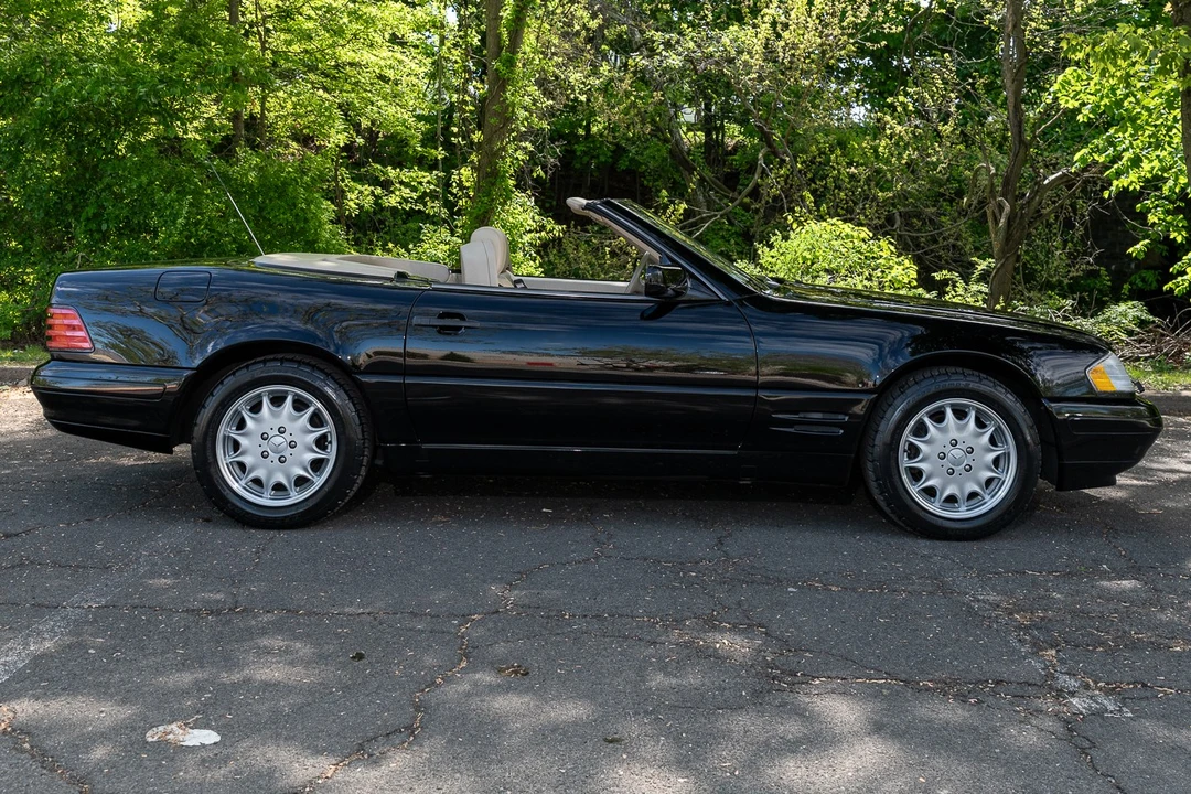 1998 Mercedes-Benz R129 SL-Class - Image 9 of 31
