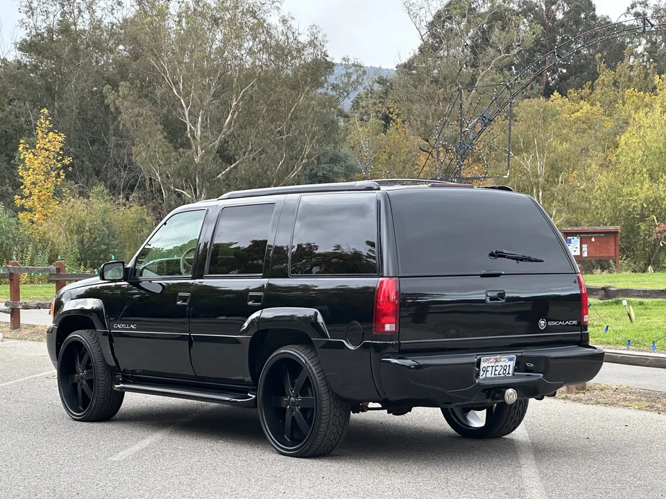1999 Cadillac Escalade 1st Gen - Image 6 of 31