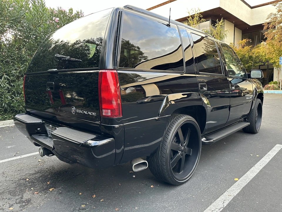 1999 Cadillac Escalade 1st Gen - Image 15 of 31