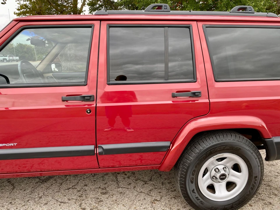 1999 Jeep XJ Cherokee - Image 24 of 31