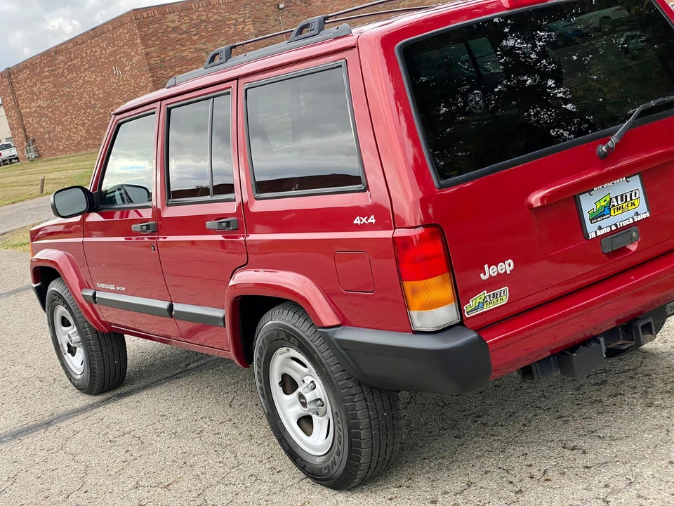 1999 Jeep XJ Cherokee - Image 29 of 31