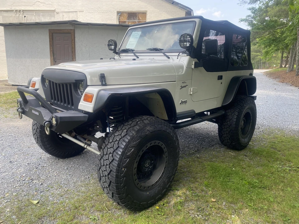 1999 Jeep TJ Wrangler - Image 2 of 31