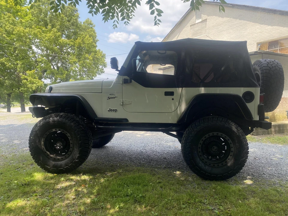 1999 Jeep TJ Wrangler - Image 4 of 31