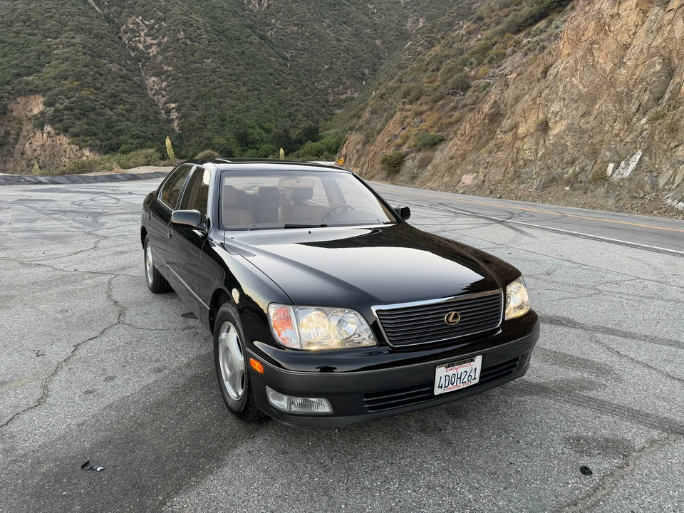 1999 Lexus LS 2nd Gen - Image 4 of 31