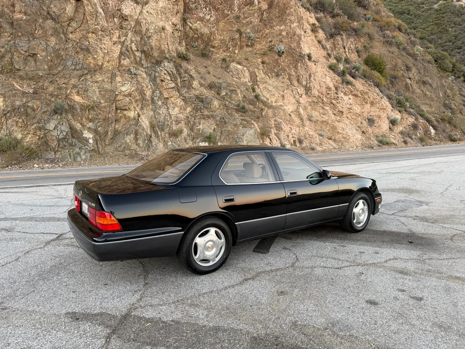 1999 Lexus LS 2nd Gen - Image 8 of 31