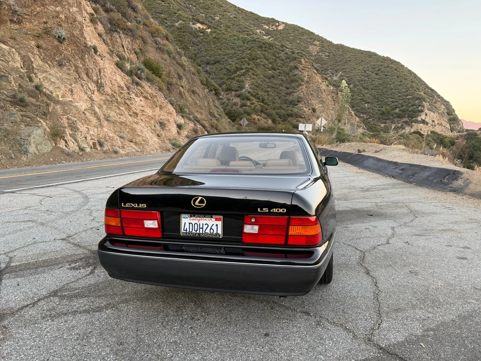 1999 Lexus LS 2nd Gen - Image 10 of 31