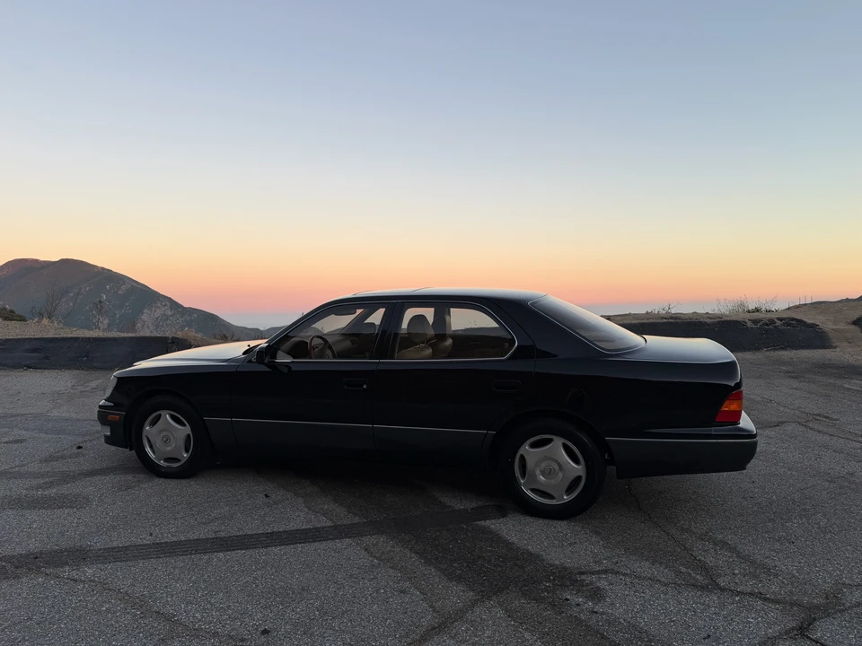 1999 Lexus LS 2nd Gen - Image 14 of 31