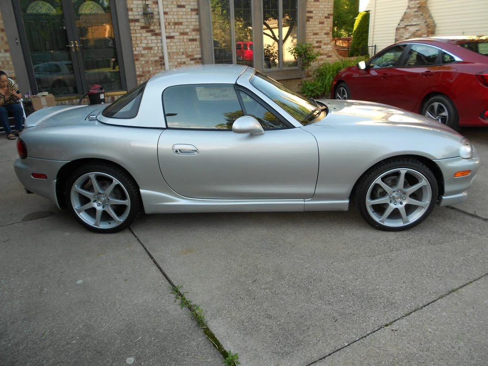 1999 Mazda NB MX-5 Miata - Image 8 of 31