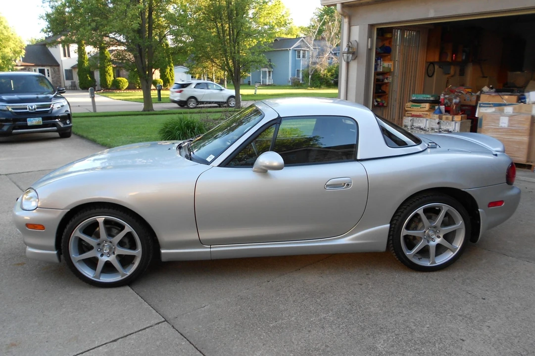1999 Mazda NB MX-5 Miata - Image 2 of 31
