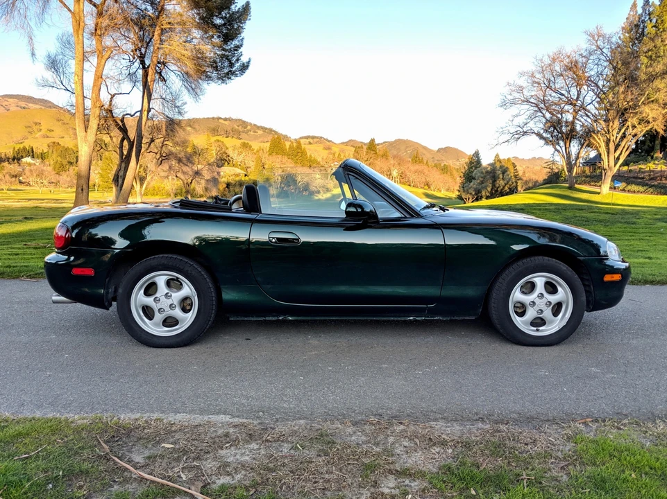 1999 Mazda NB MX-5 Miata - Image 19 of 31