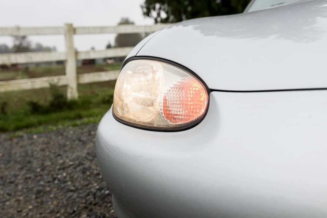 1999 Mazda NB MX-5 Miata - Image 17 of 31