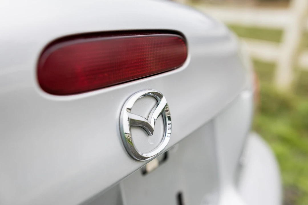 1999 Mazda NB MX-5 Miata - Image 28 of 31