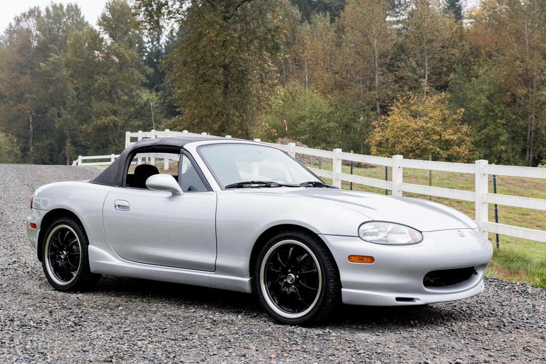 1999 Mazda NB MX-5 Miata - Image 11 of 31