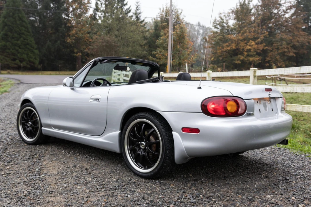 1999 Mazda NB MX-5 Miata - Image 5 of 31