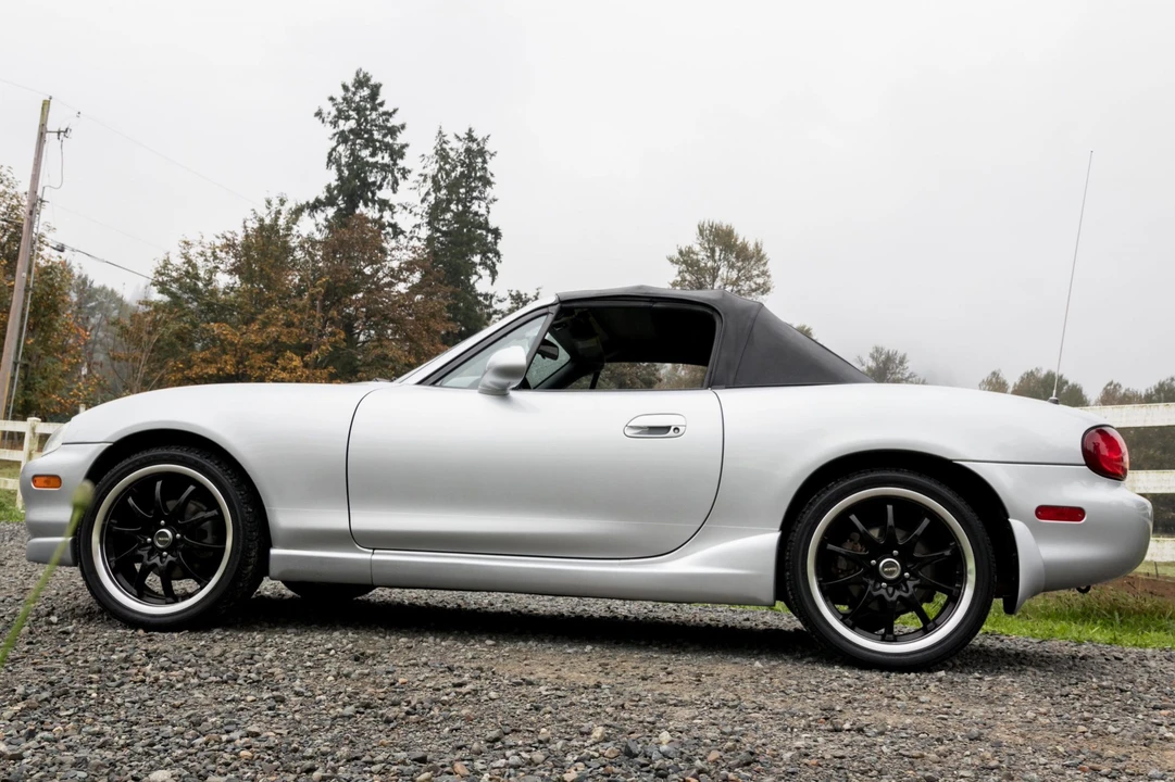 1999 Mazda NB MX-5 Miata - Image 4 of 31