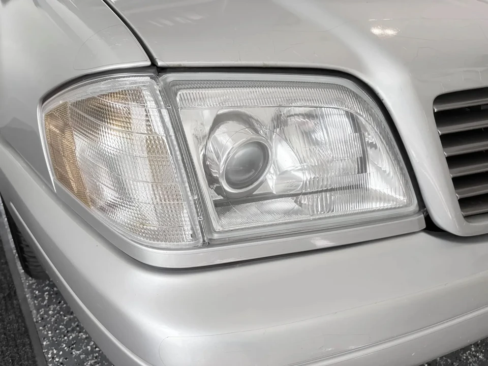 1999 Mercedes-Benz R129 SL-Class - Image 11 of 31