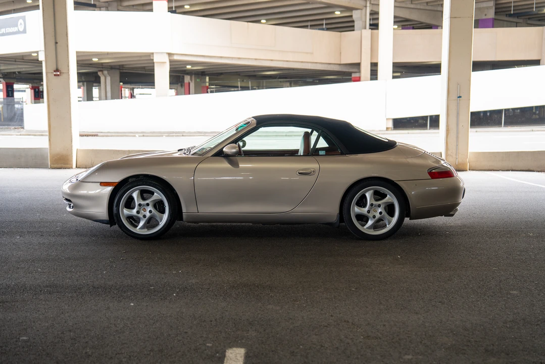 1999 Porsche 996 Carrera - Image 13 of 31
