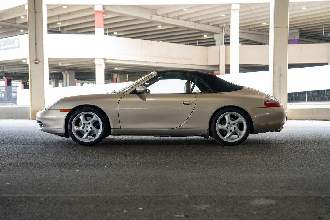1999 Porsche 996 Carrera - Image 14 of 31