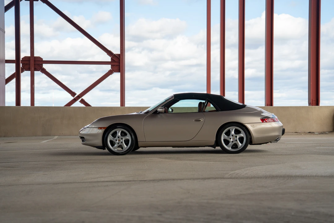 1999 Porsche 996 Carrera - Image 9 of 31