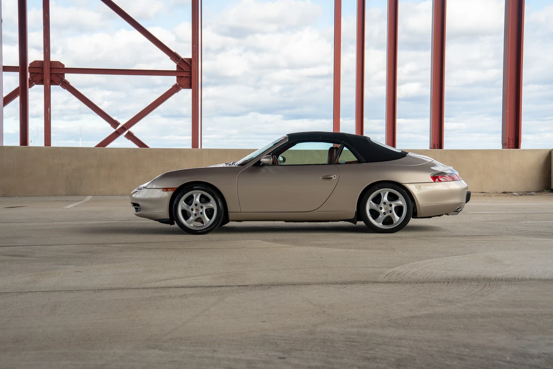 1999 Porsche 996 Carrera - Image 10 of 31