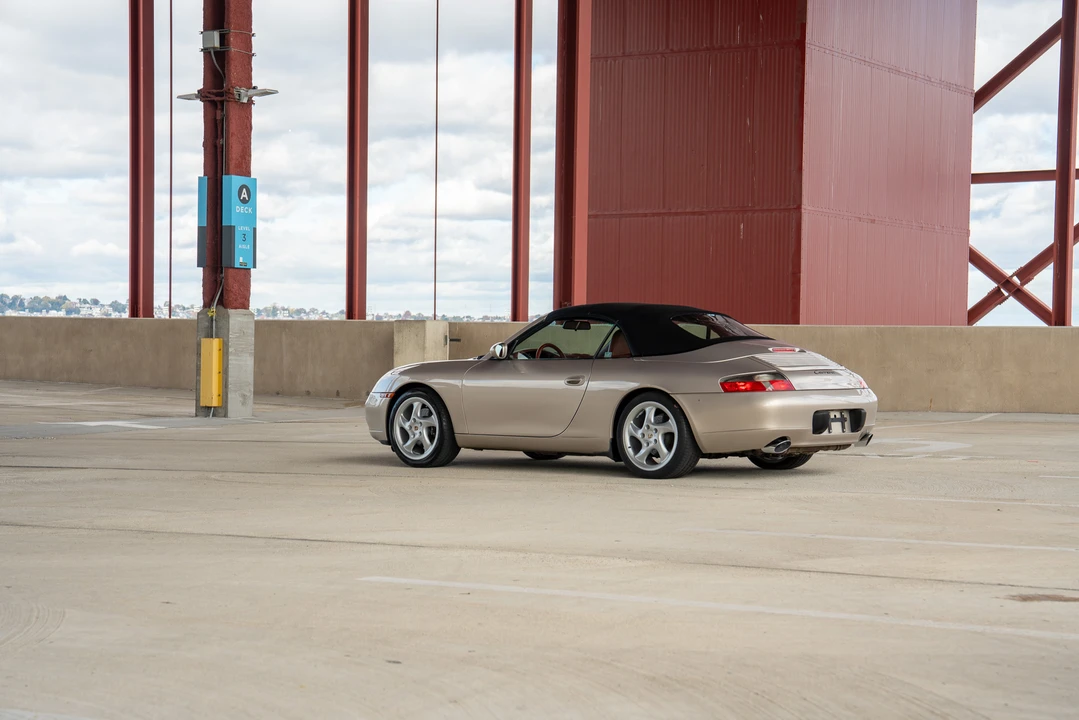 1999 Porsche 996 Carrera - Image 19 of 31