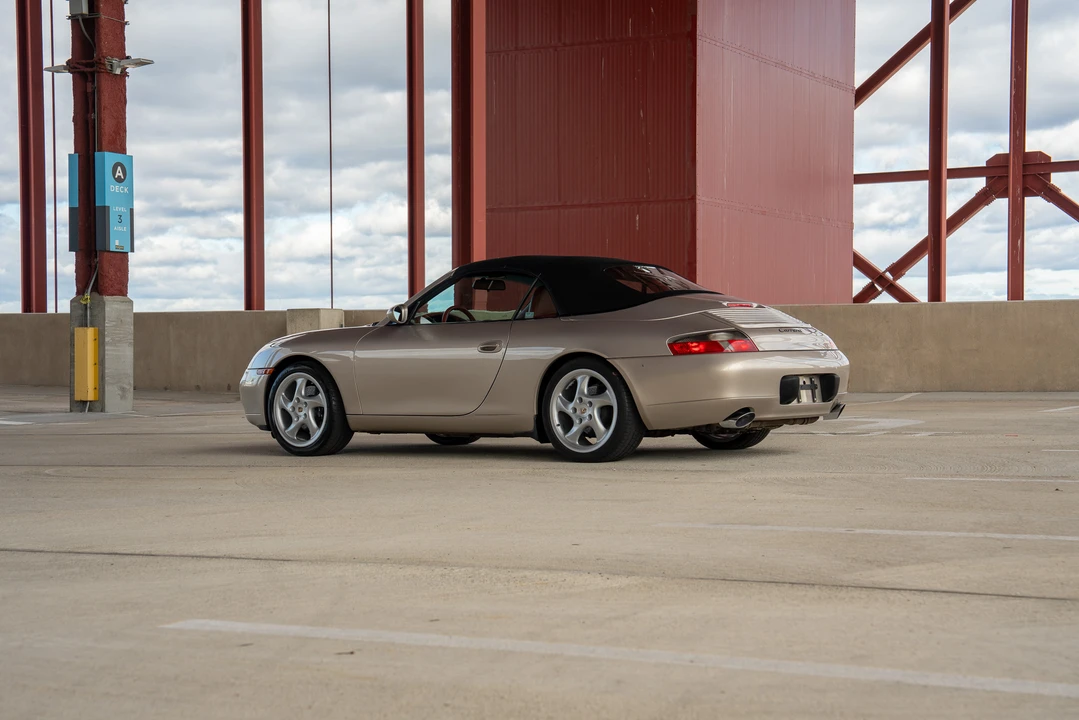 1999 Porsche 996 Carrera - Image 17 of 31