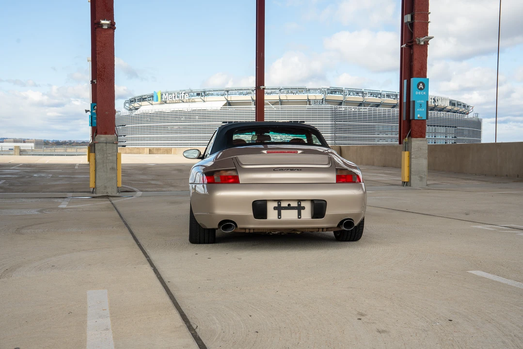 1999 Porsche 996 Carrera - Image 27 of 31