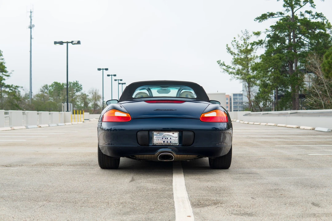 1999 Porsche 986 Boxster - Image 9 of 31